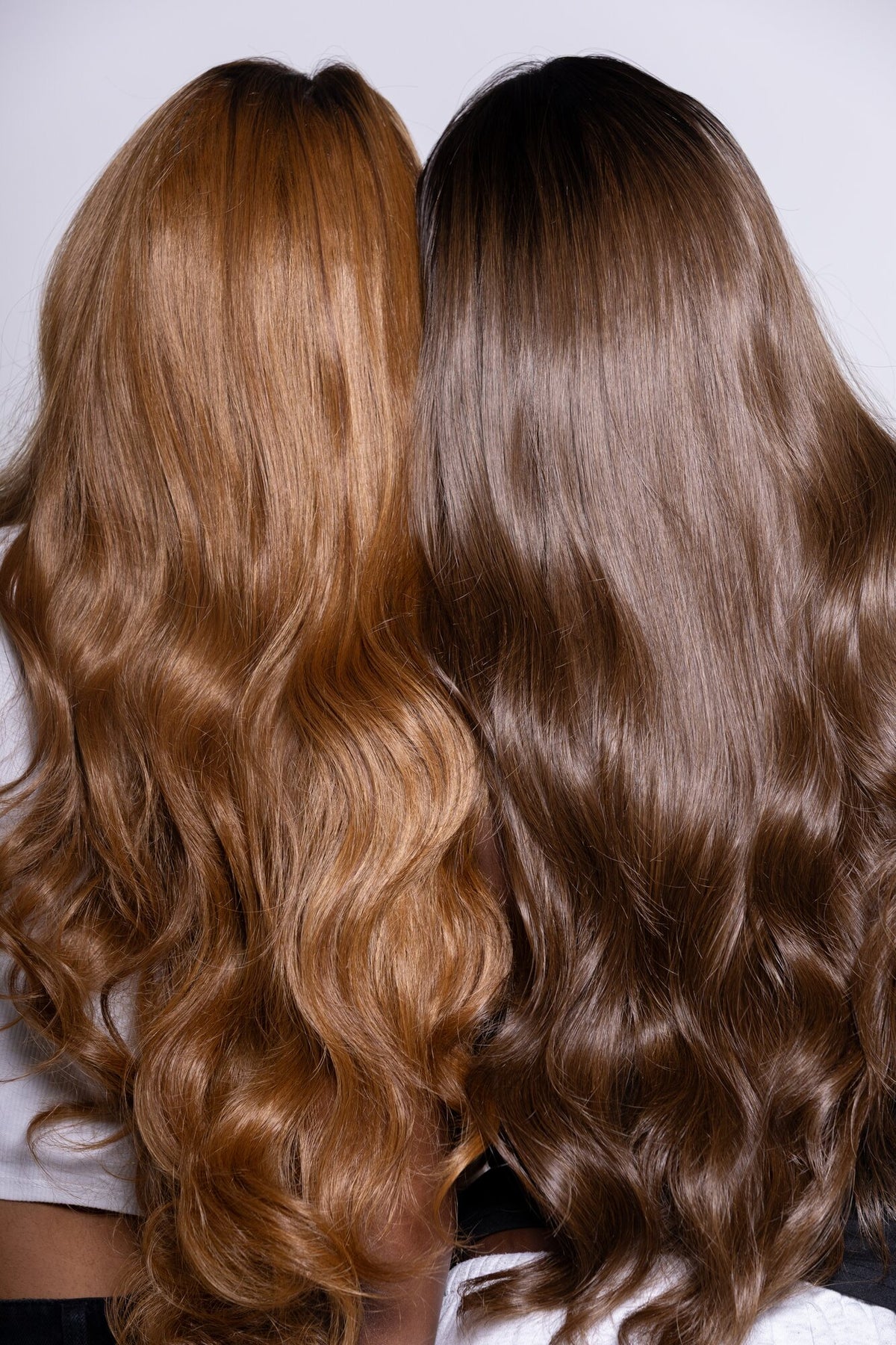 Détail des longueurs ondulées Lyséa et Ambre – Lazeah Hair